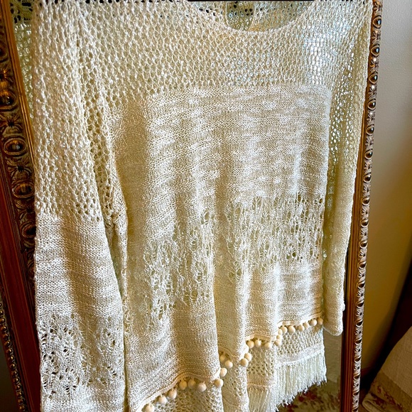 RELATIVITY NWOT FRINGED CROCHET OPEN KNIT POM POM SUMMER SWEATER W GOLD SHIMMER - Picture 7 of 11